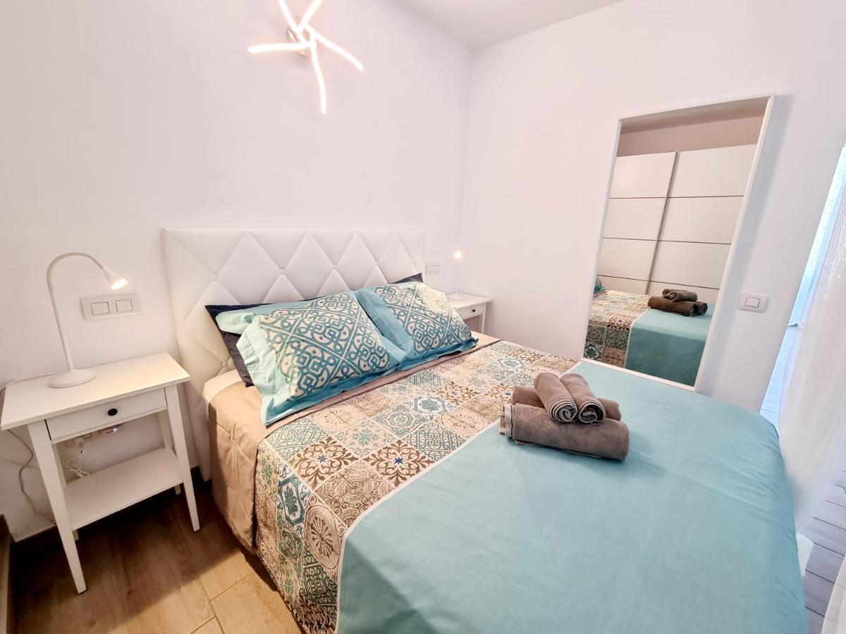 Apartamento Dino 10 Playa Roca Costa Teguise Exterior photo